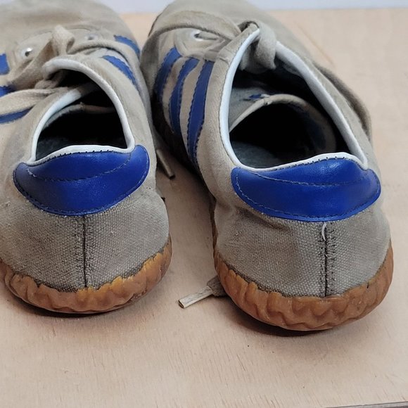 Vintage Adidas Gray Blue Stripes Made in Taiwan Rubber Soles Have Wear - Picture 3 of 9